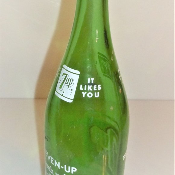 11.5" Vintage 7up Bottle Fresh Up With Seven Up Green Bottle Vintage Soda Bottle - Picture 2 of 7